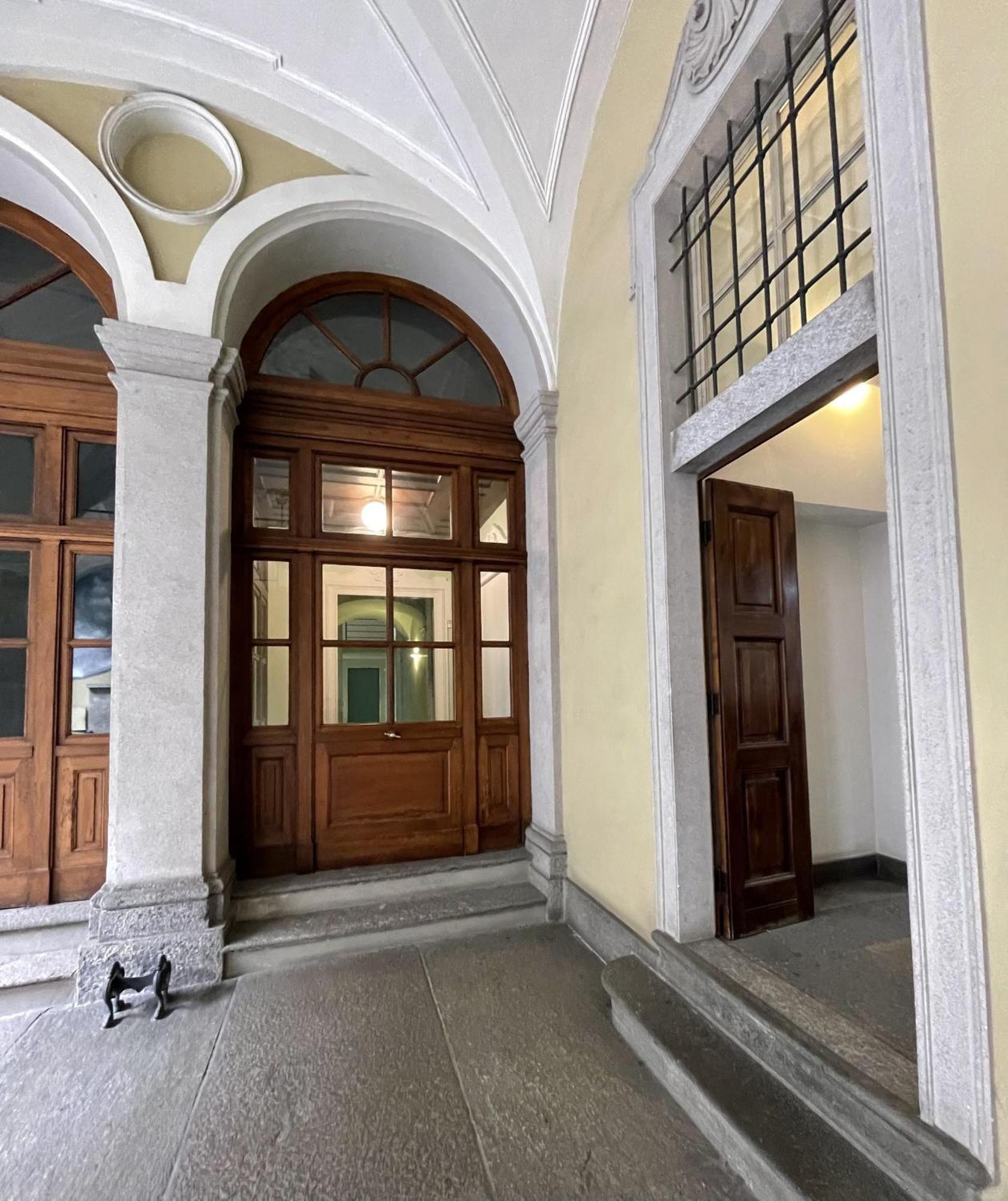 Scarampi Boutique Flat, Eleganza Storica In Centro Apartman Torino Kültér fotó